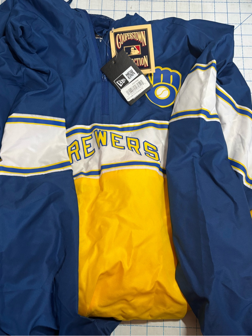 Milwaukee Brewers Men’s Blue & Yellow Windbreaker Jacket
